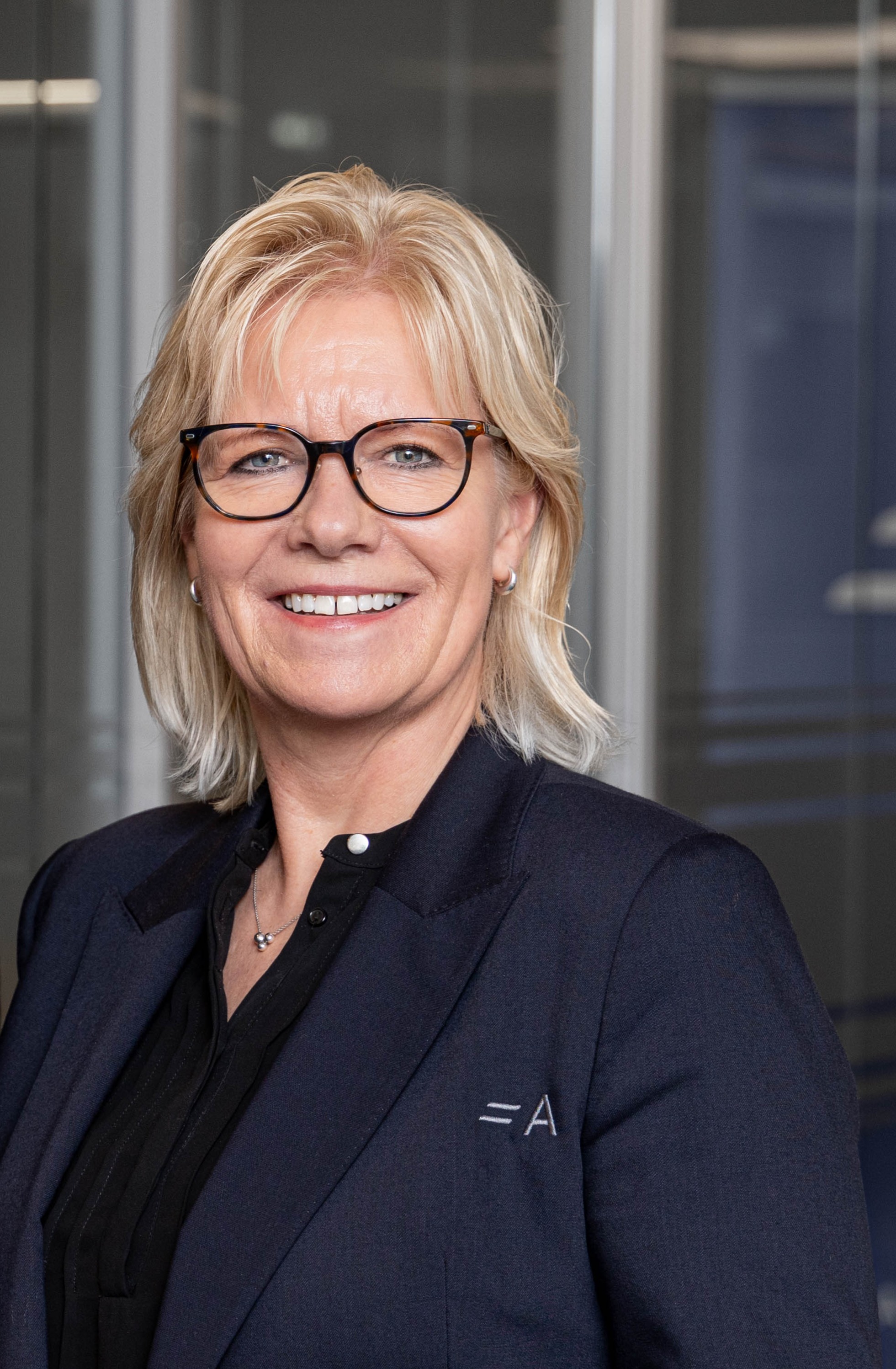 /sitecore/media library/path/to/image?w=600&h=400